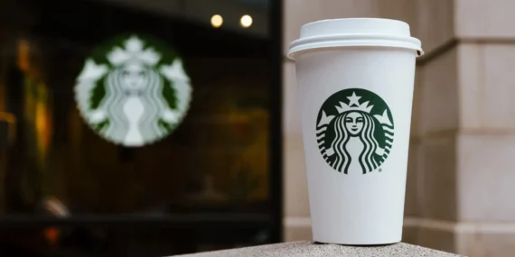 Starbucks Kuzey Amerika Genelindeki 250 Mağazasını Kapatma Kararı Aldı