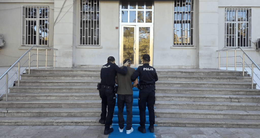 Uzunköprü'de mesai arkadaşını bıçaklayarak öldüren maden işçisi tutuklandı